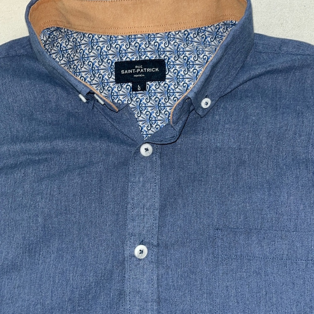Rue Saint-Patrick Montreal Size Large Dress Shirt. Good Used Condition. Blue